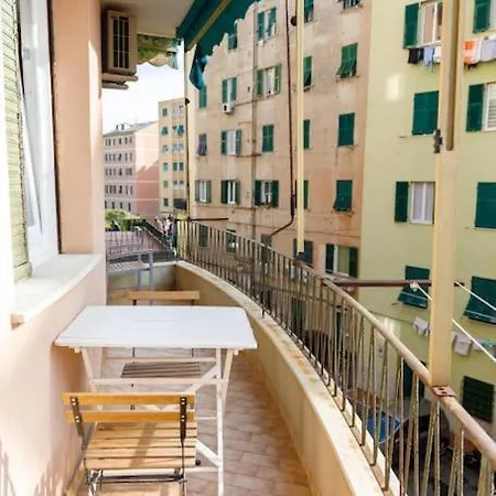 A Due Passi Dal Mare Appartement Genua